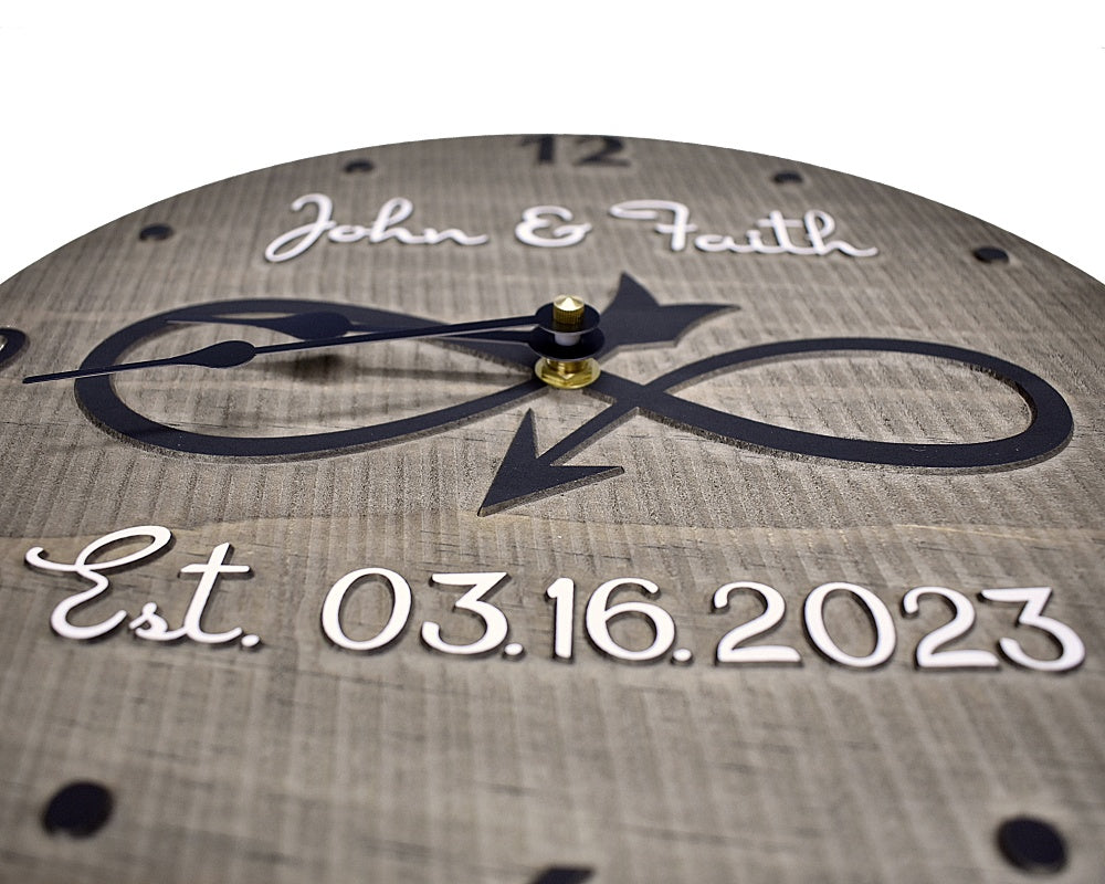 (E) 11 Inch Personalized Clock